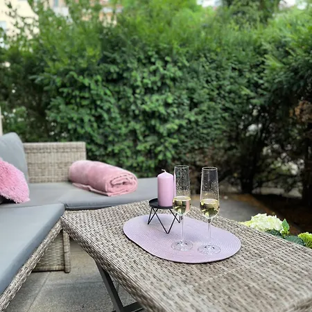 Aner 1 Stilvolle In Dresden-loschwitz